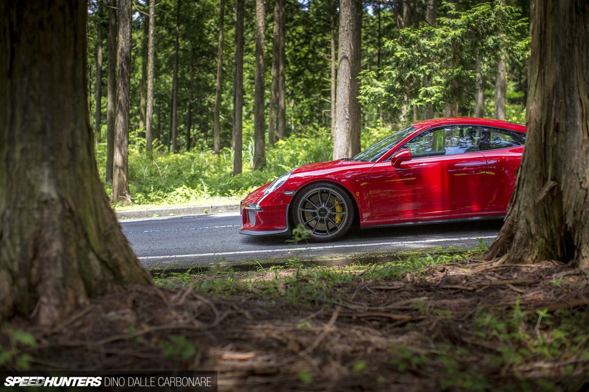 911-GT3-Drive-11