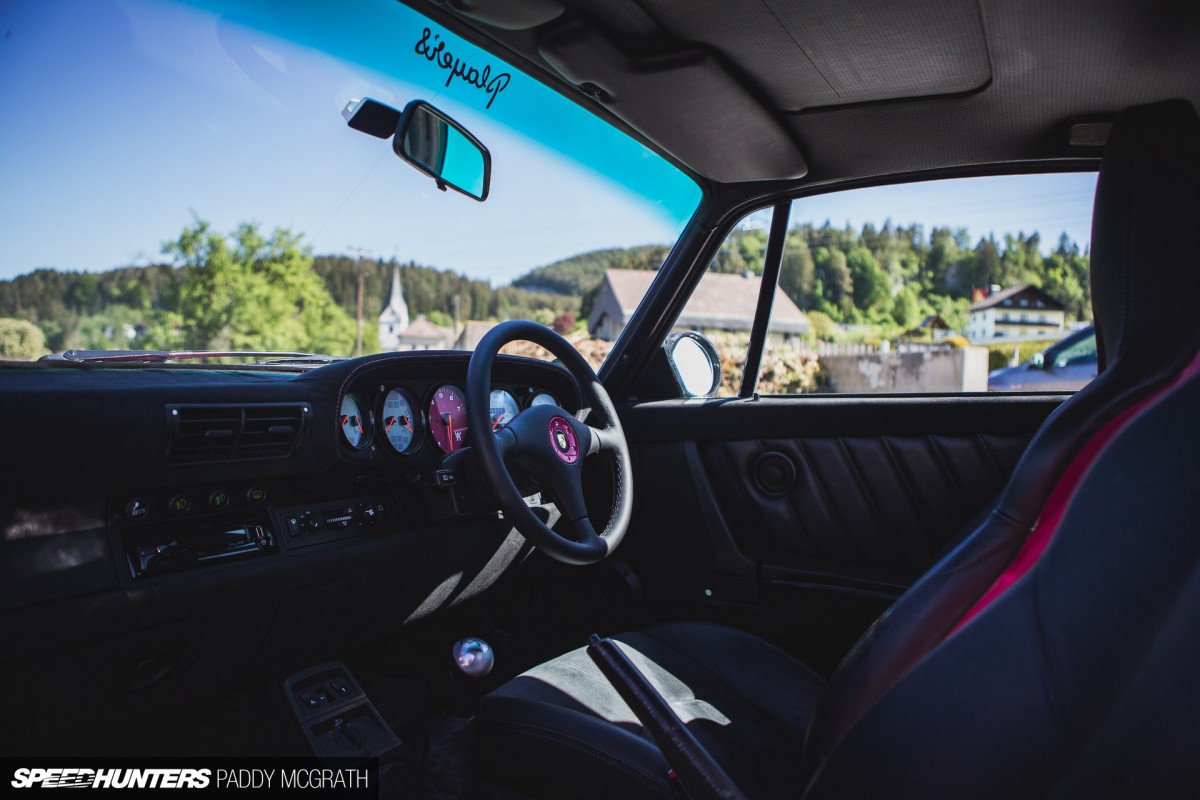 Milestone 71 Porsche 964 par Paddy McGrath-27