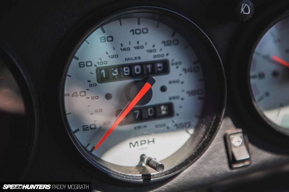 Milestone 71 Porsche 964 par Paddy McGrath-32