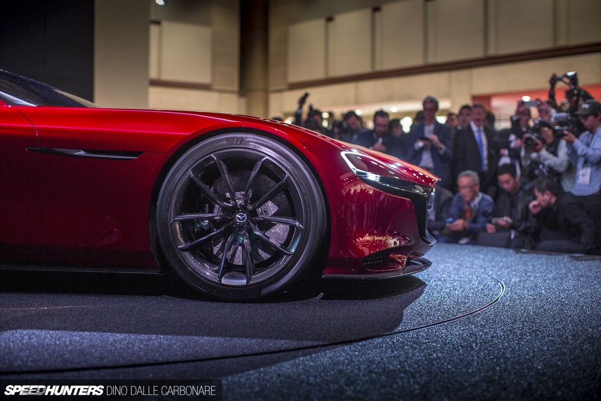 Mazda-Rx-Vision-03