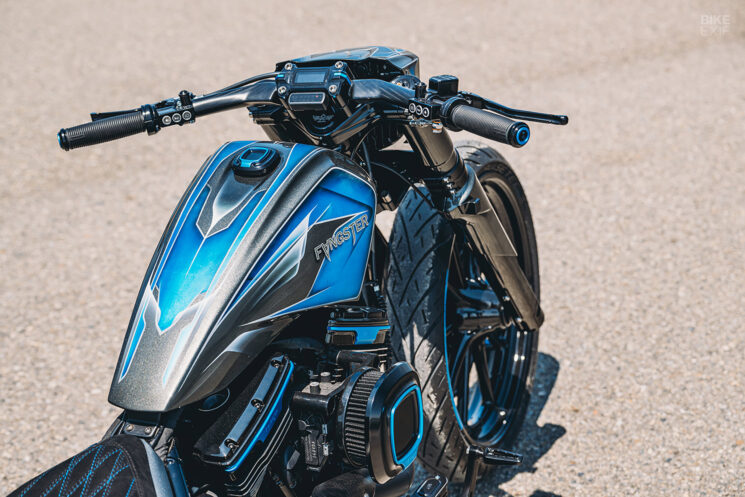 Custom Harley-Davidson Breakout par Fangster