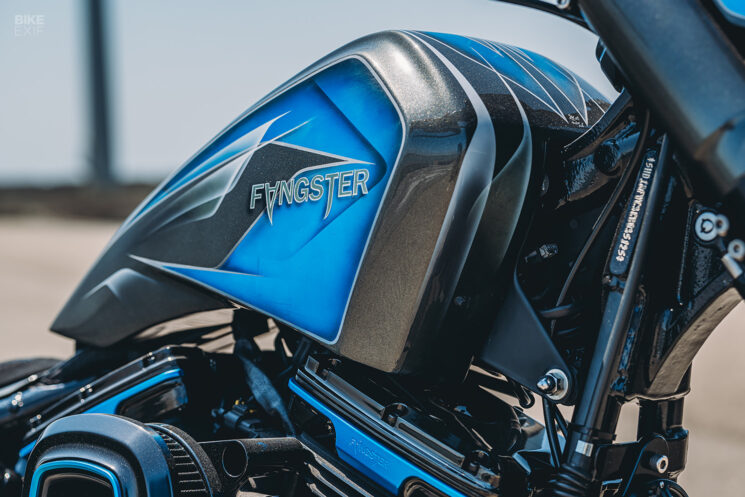 Custom Harley-Davidson Breakout par Fangster