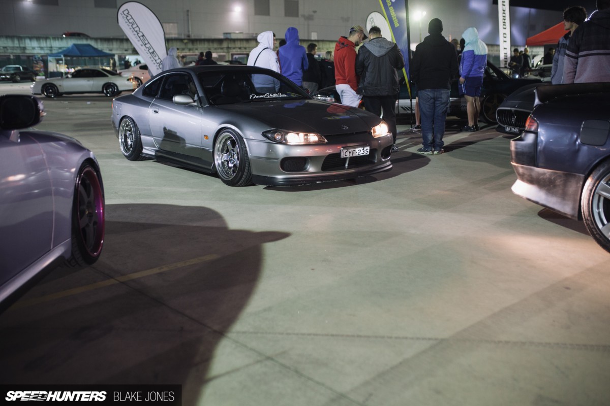 Ajusté vendredi iii-1456