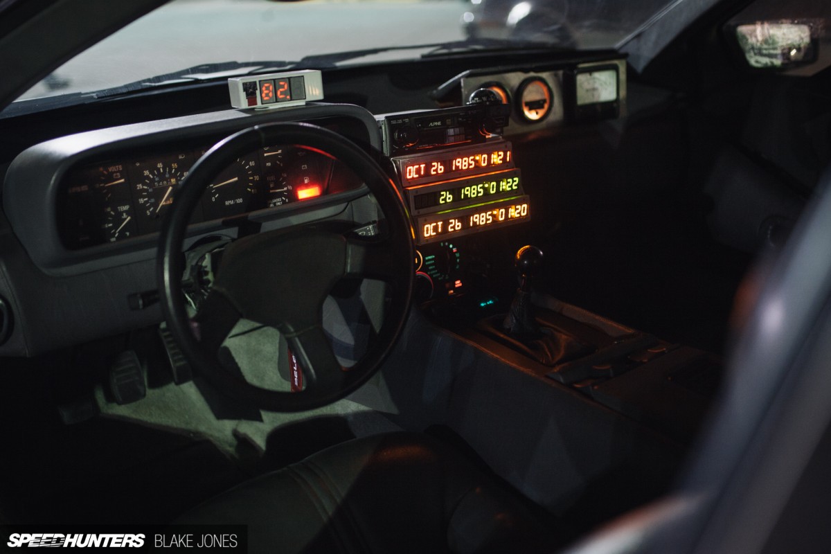 Ajusté vendredi iii-1403