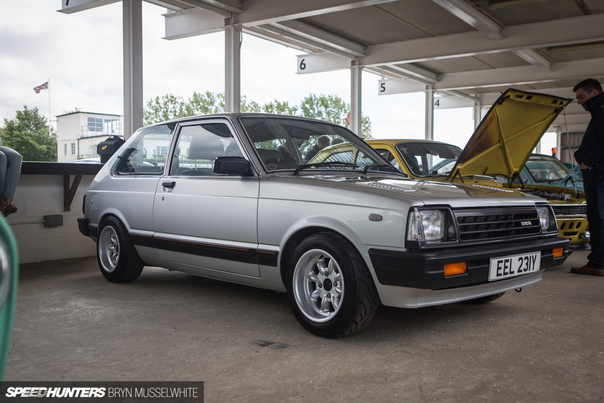 Cosworth Toyota Starlet KP61 Players Classic (7 sur 17)