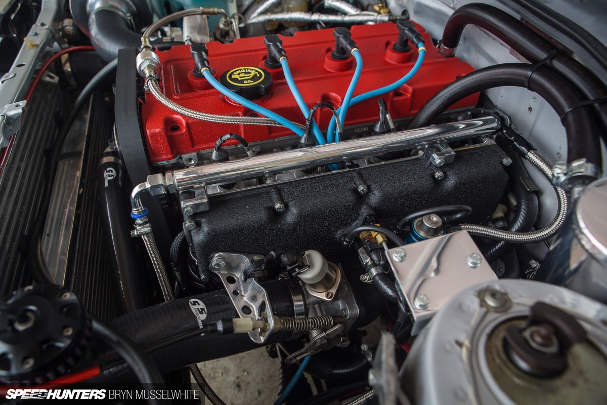 Cosworth Toyota Starlet KP61 Players Classic (2 sur 17)
