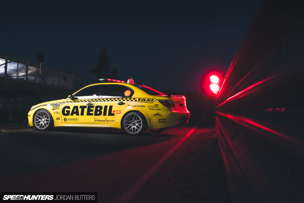 Gatebil After&nbsp;Dark