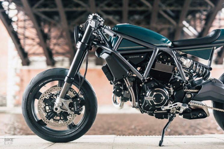 Ducati Scrambler 1100 Sport Pro Café Racer par caisse de caisse