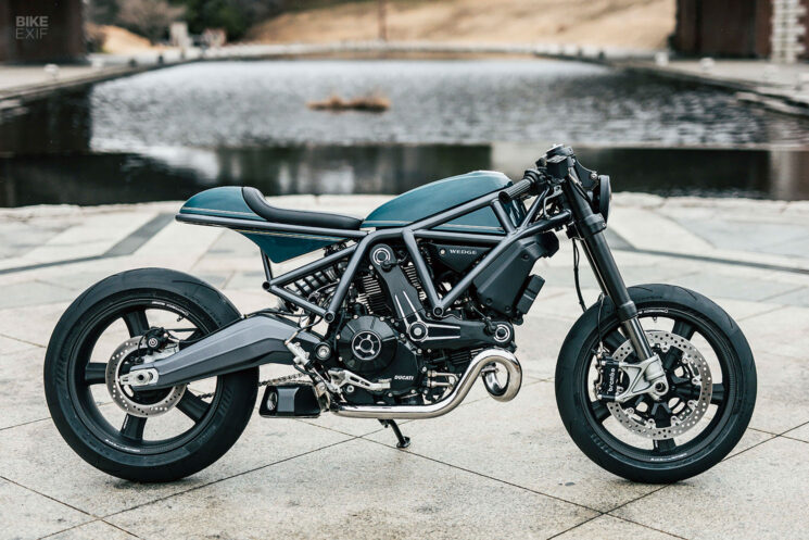 Ducati Scrambler 1100 Sport Pro Café Racer par caisse de caisse