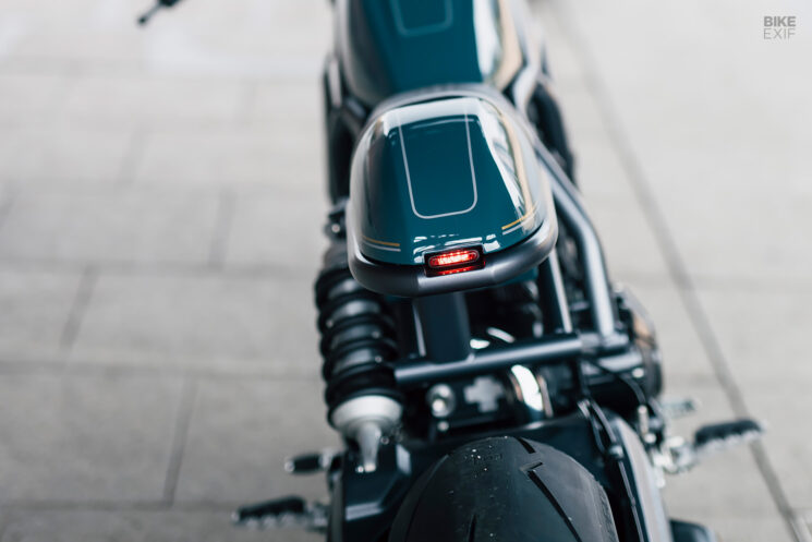 Ducati Scrambler 1100 Sport Pro Café Racer par caisse de caisse