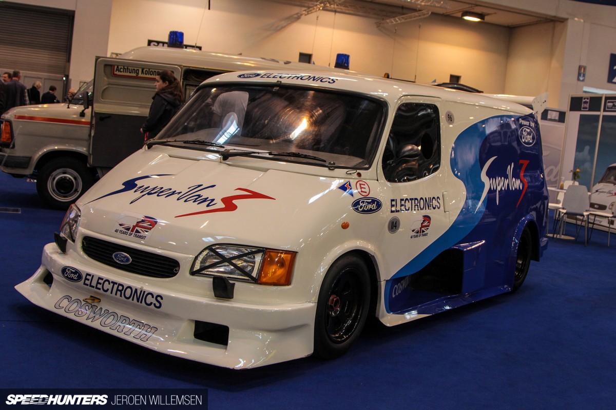 36-TECHNO-CLASSICA-ESSEN-2015-JEROEN-9930