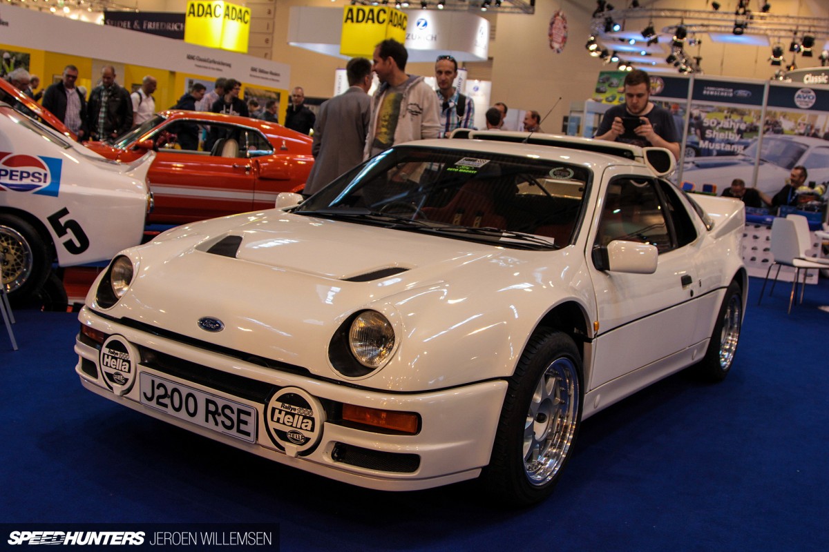 39-TECHNO-CLASSICA-ESSEN-2015-JEROEN-9938