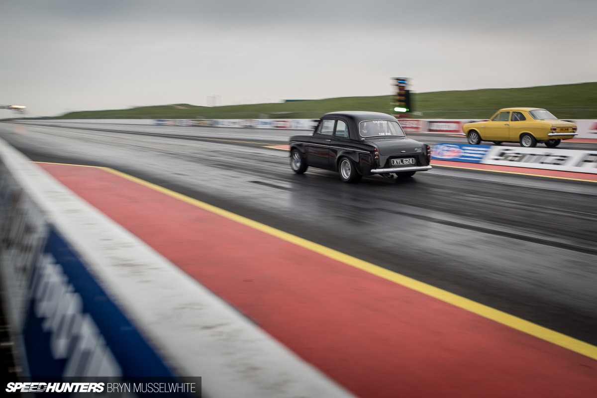 Old Skool Ford Fiesta 100e Cosworth Subaru Santa Pod (83 sur 84)