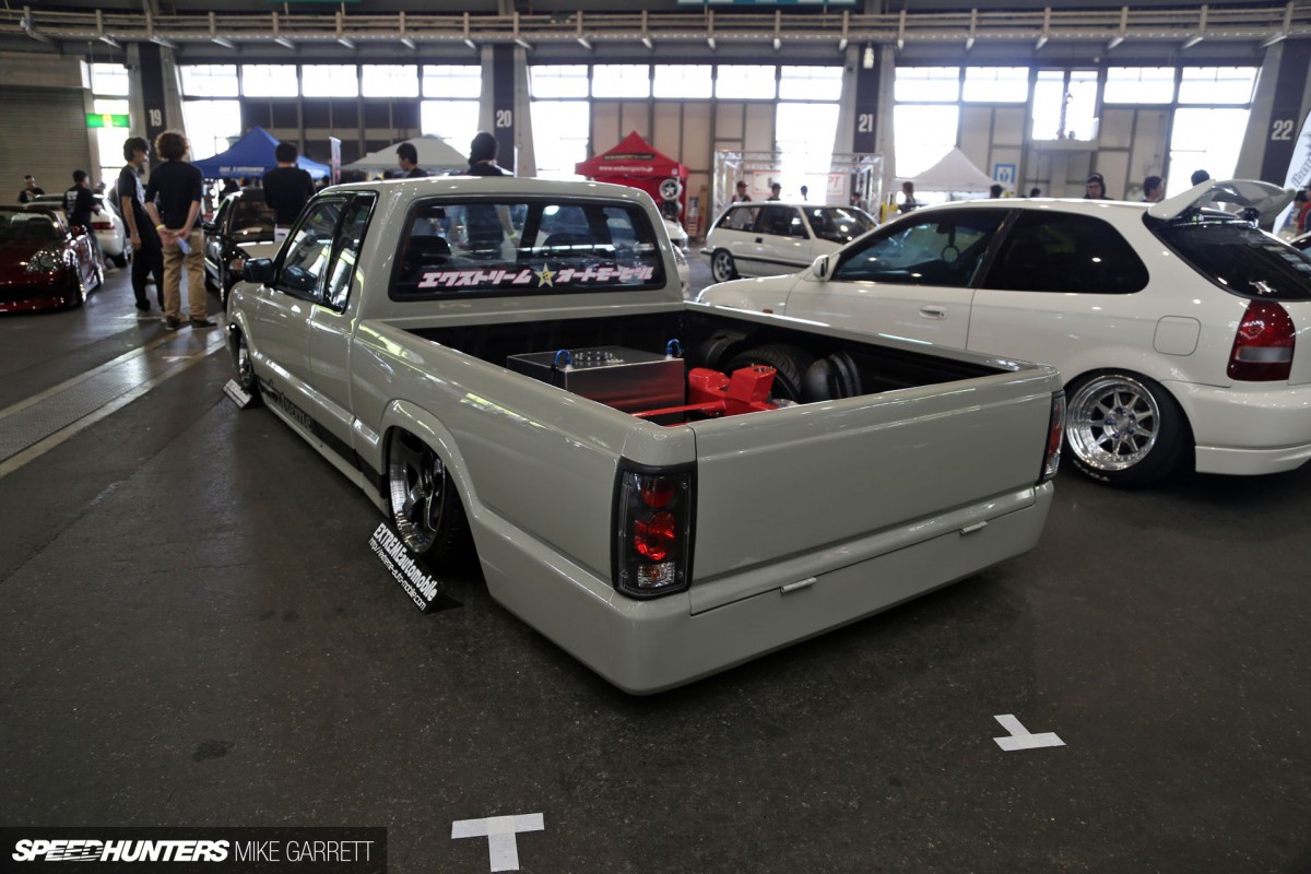 Mazda-Truck-01