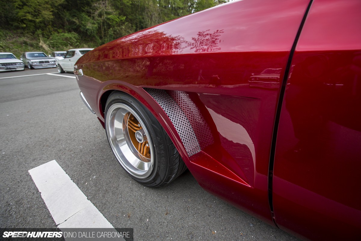 Shakotan-Laurel-07