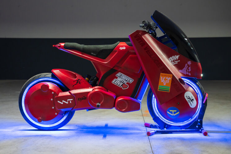 Motorcycle électrique Akira par J Balvin et Dab Motors