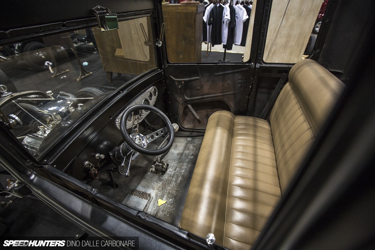 Mooneyes-hot-rod-show-14-56