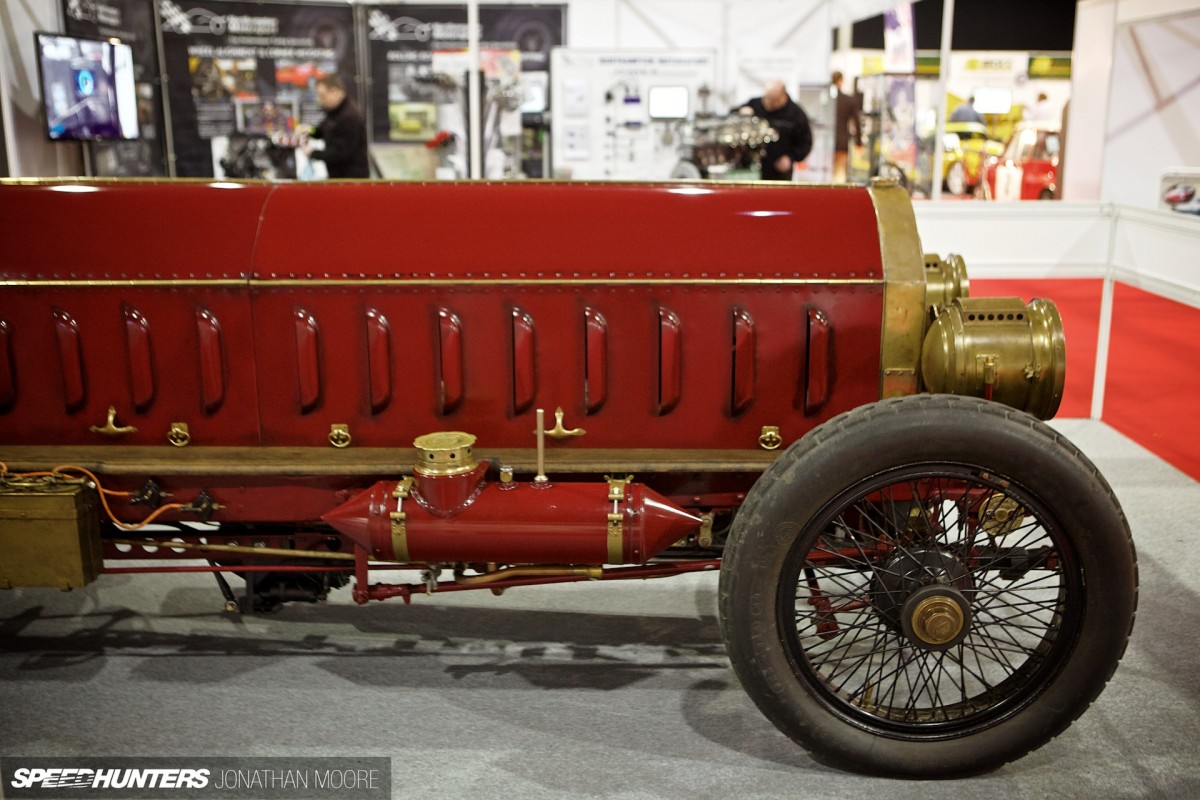 L'édition 2015 de Race Retro, premier spectacle d'hiver en Europe pour le sport automobile historique, qui s'est tenue au Stoneleigh Park Exhibition Center au Royaume-Uni