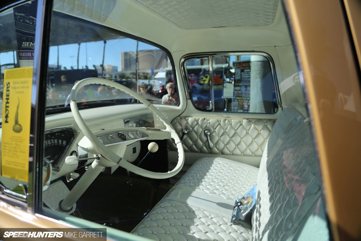 SEMA-Retro-32