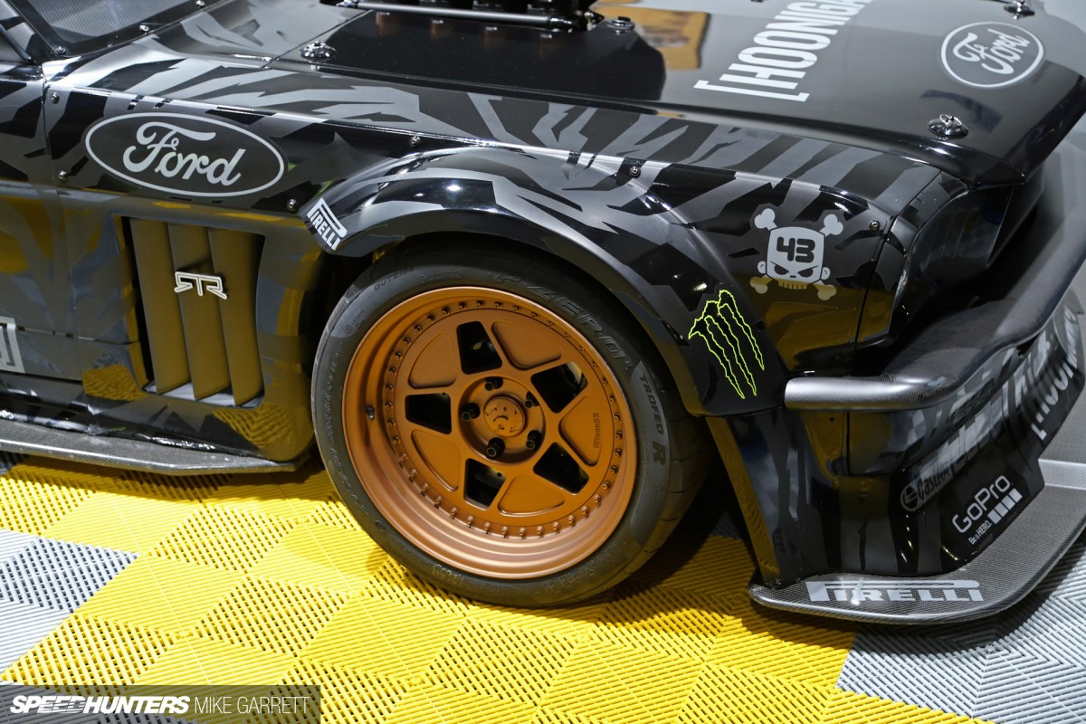 SEMA-PRO-TOURING-05