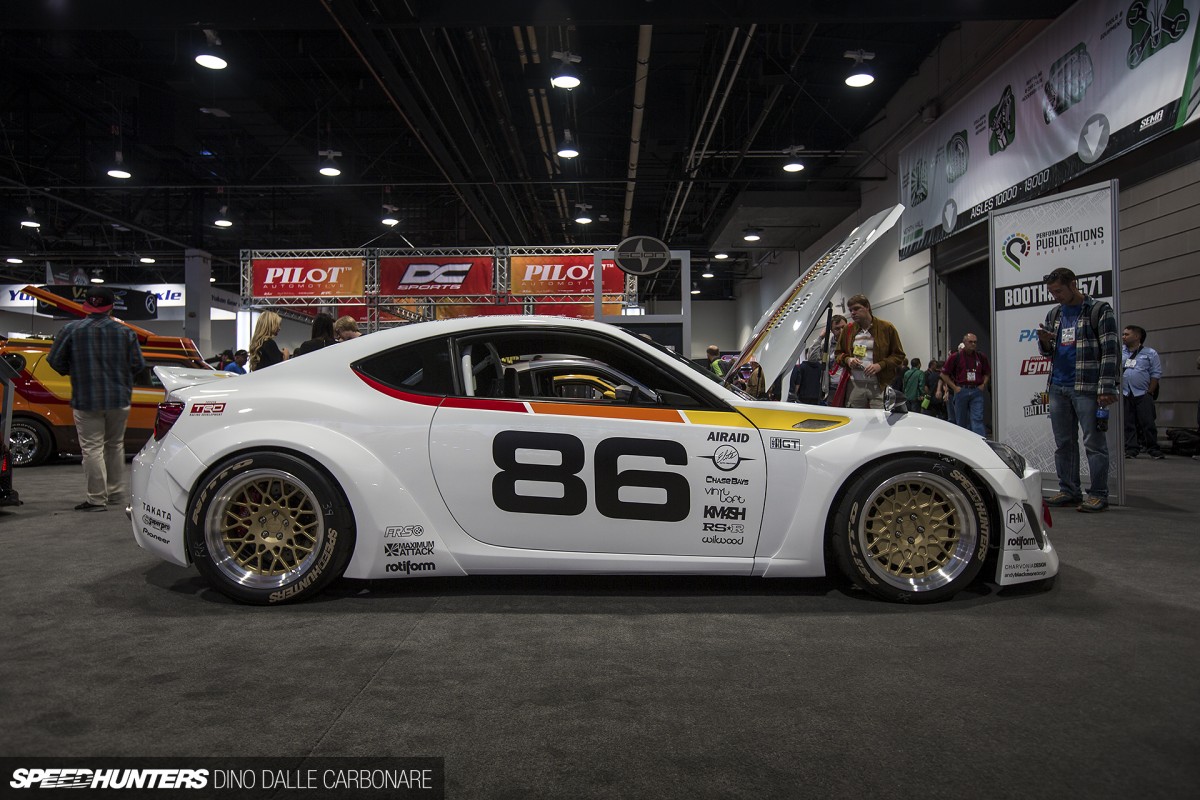 SEMA-ITM-DINO-04