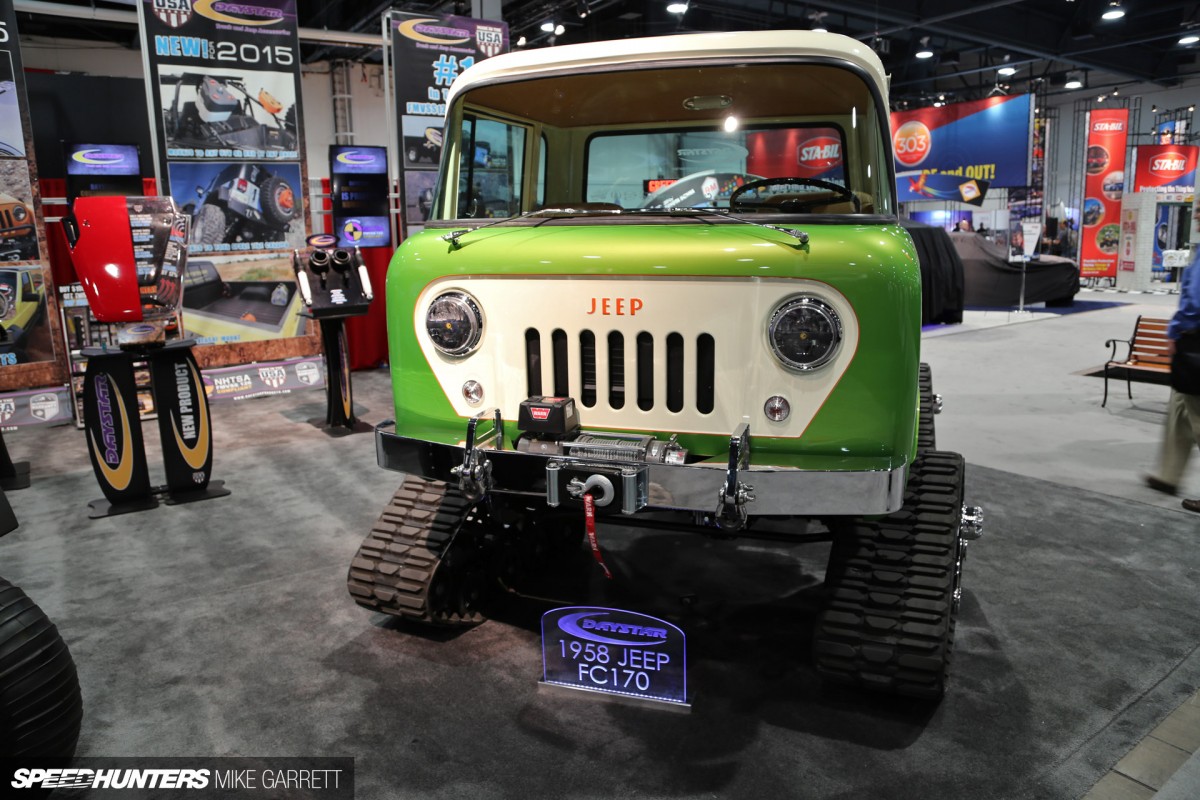 SEMA-MOMENT-08