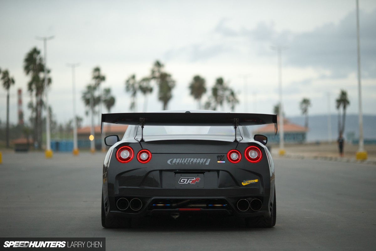 Larry_chen_bulletproof_carbon_gtr-36