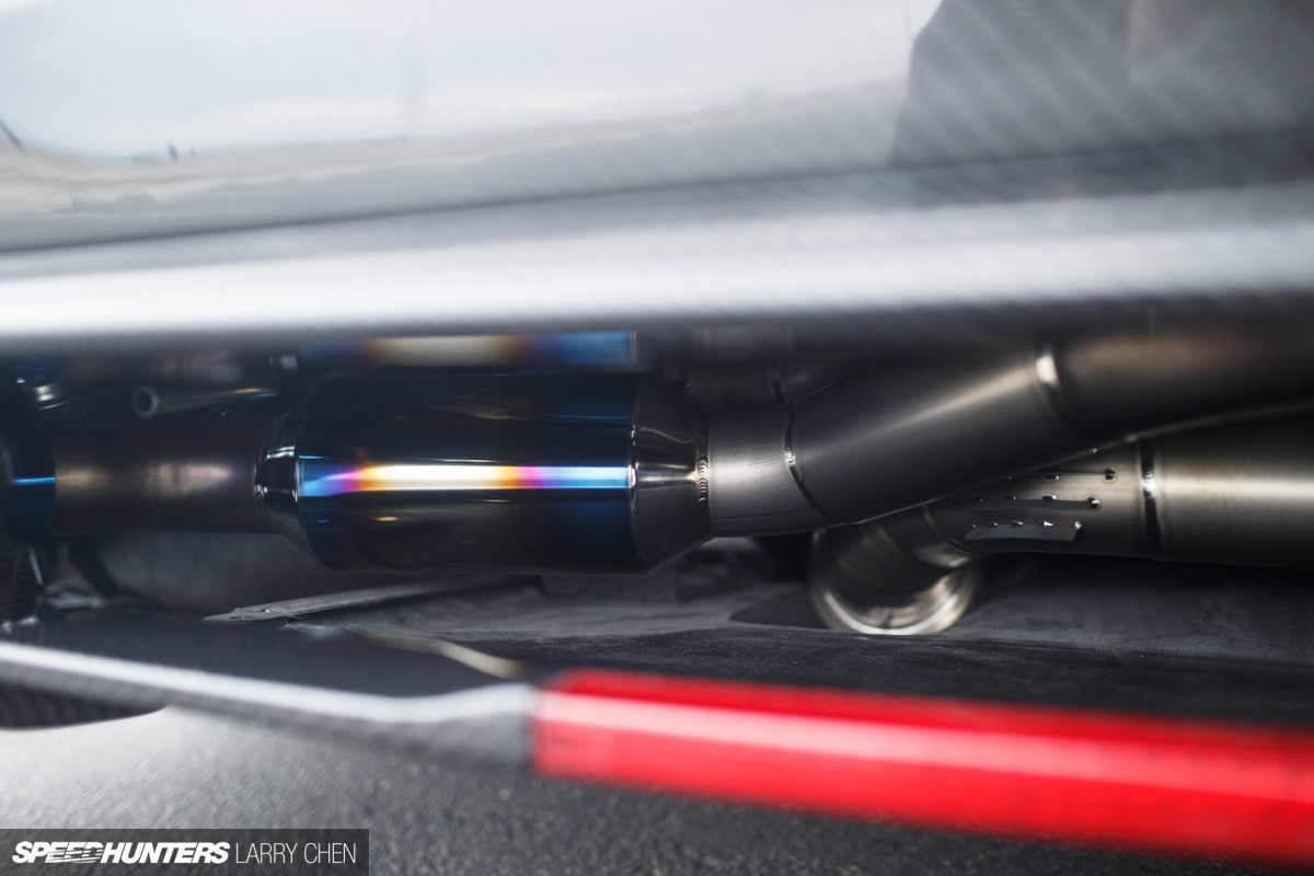 Larry_chen_bulletproof_carbon_gtr-33