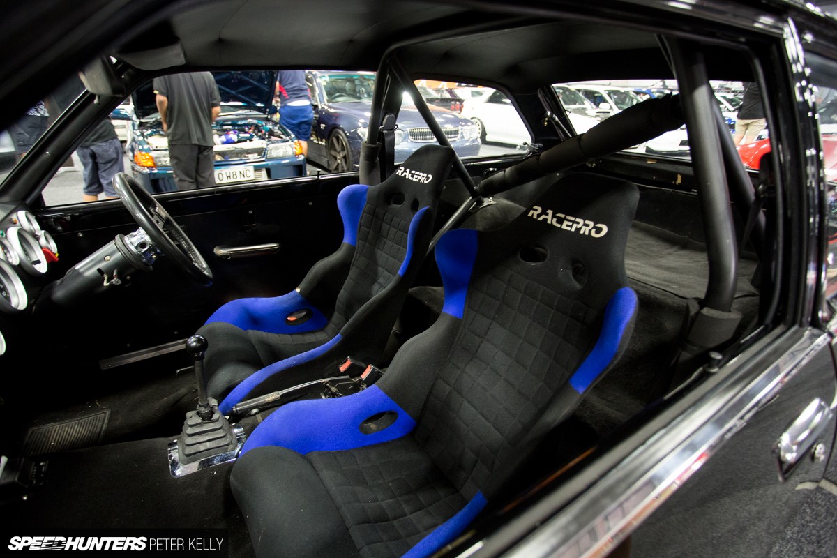 Mazda 323 02