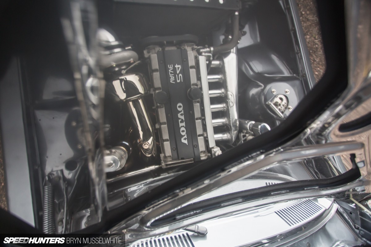 Mattias Vox Vocks Volvo 242 24V Turbo-6