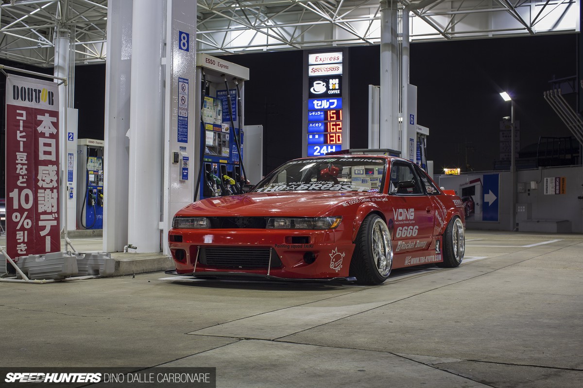 Halloween-Breast-S13-01