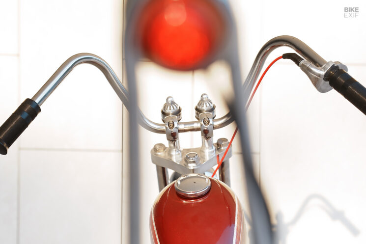 Hopper Honda Cub sur mesure avec un moteur Zongshen