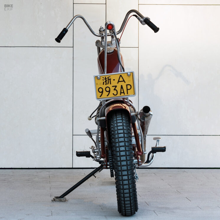 Hopper Honda Cub sur mesure avec un moteur Zongshen