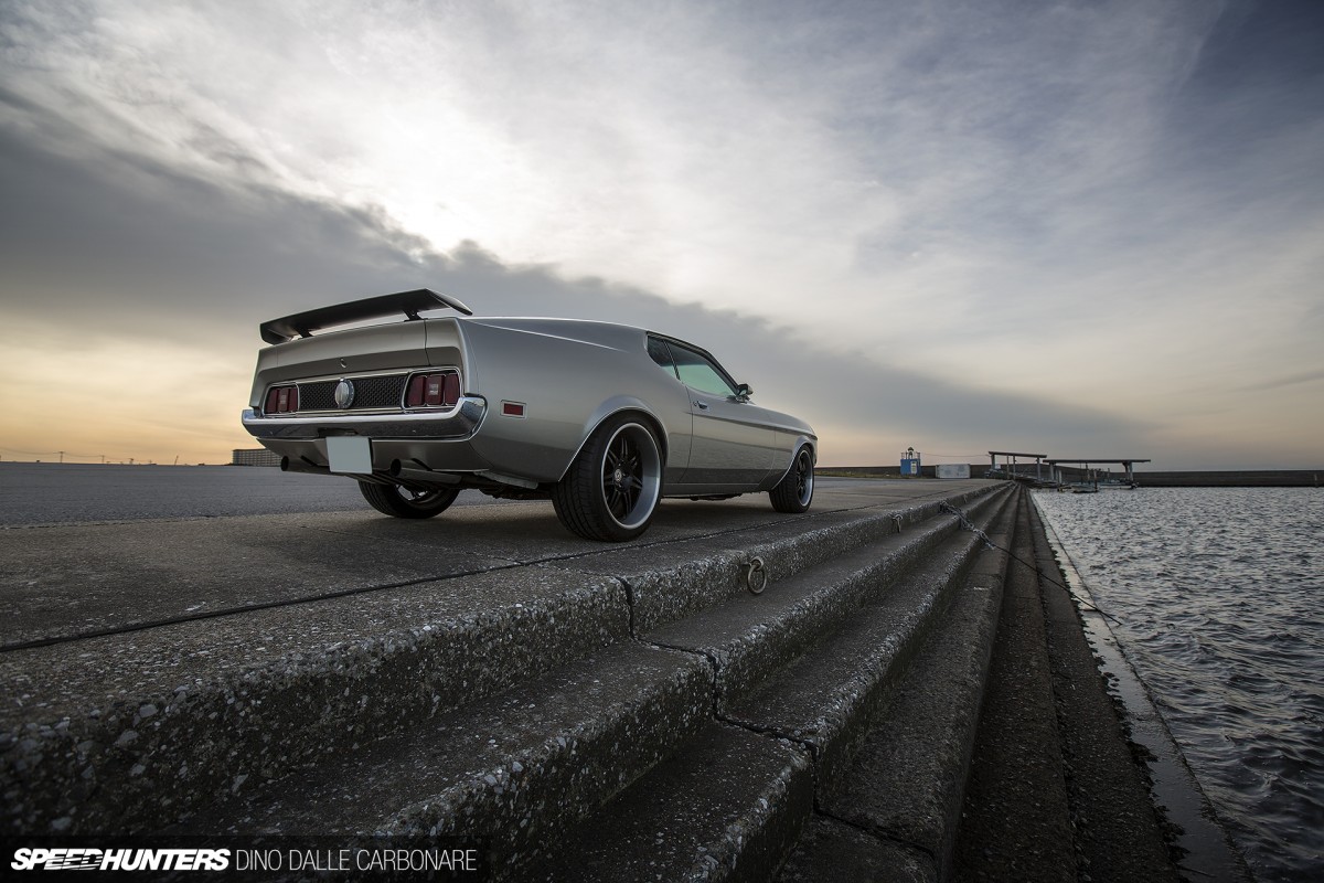 Supermachine-Mach1-01