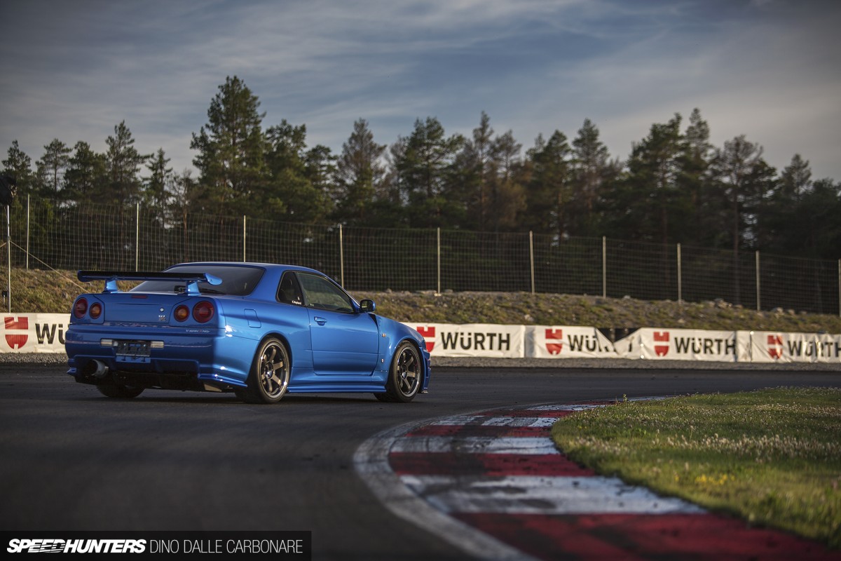 Dino-gatebil-features-12