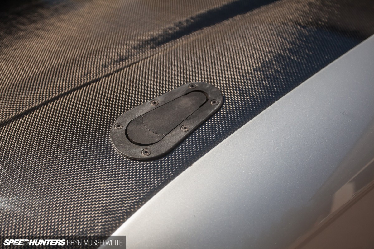 Une voiture de drag de Finland Audi RS4 -1