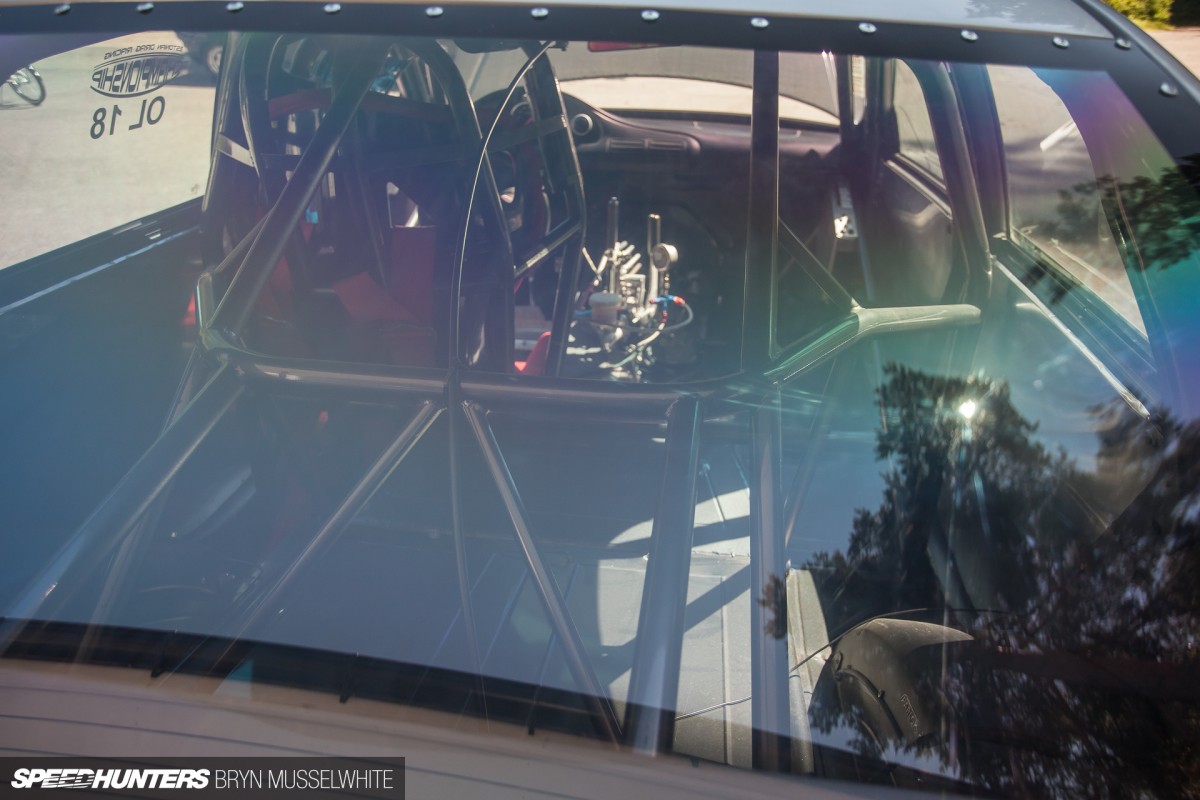 Une voiture de drag de Finland Audi RS4 -5