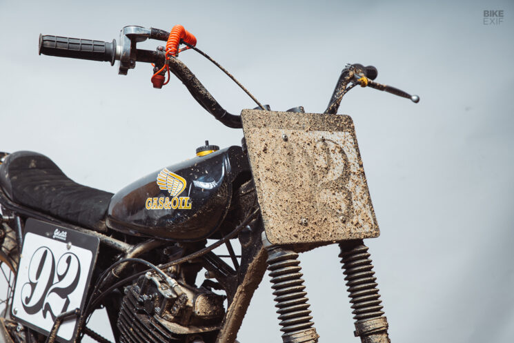 Honda XL500 Flat Tracker par gaz et pétrole Motorcycles sur mesure