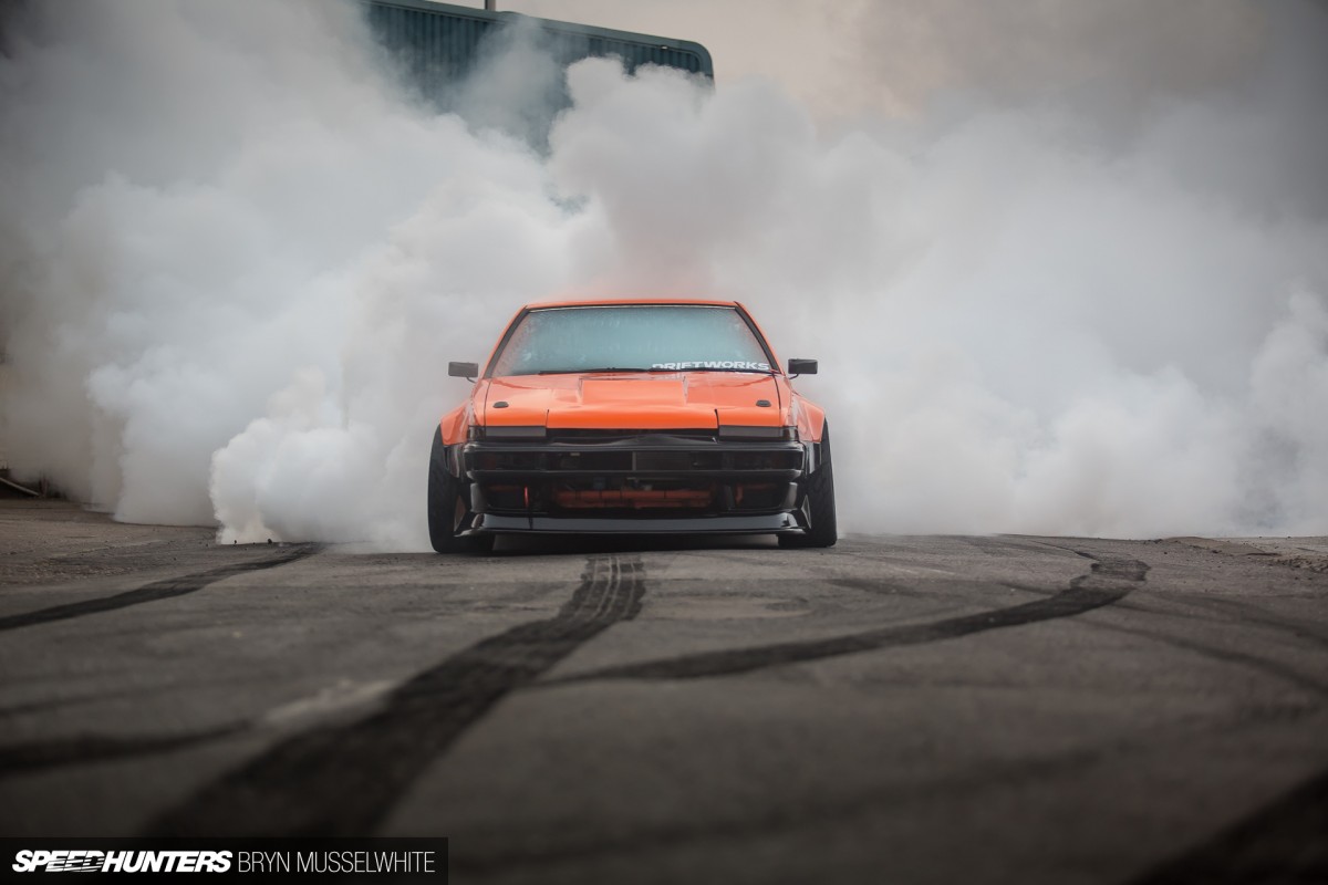 B Driftworks AE86 V8 -17