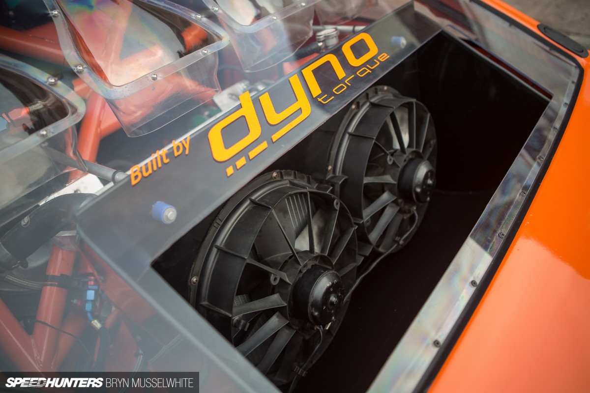 A Driftworks AE86 V8 -16