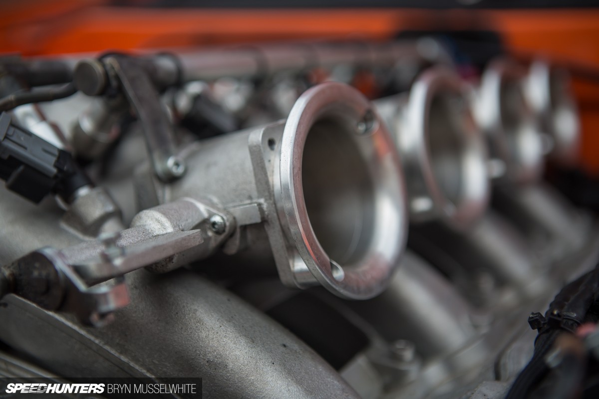 A Driftworks AE86 V8 -67