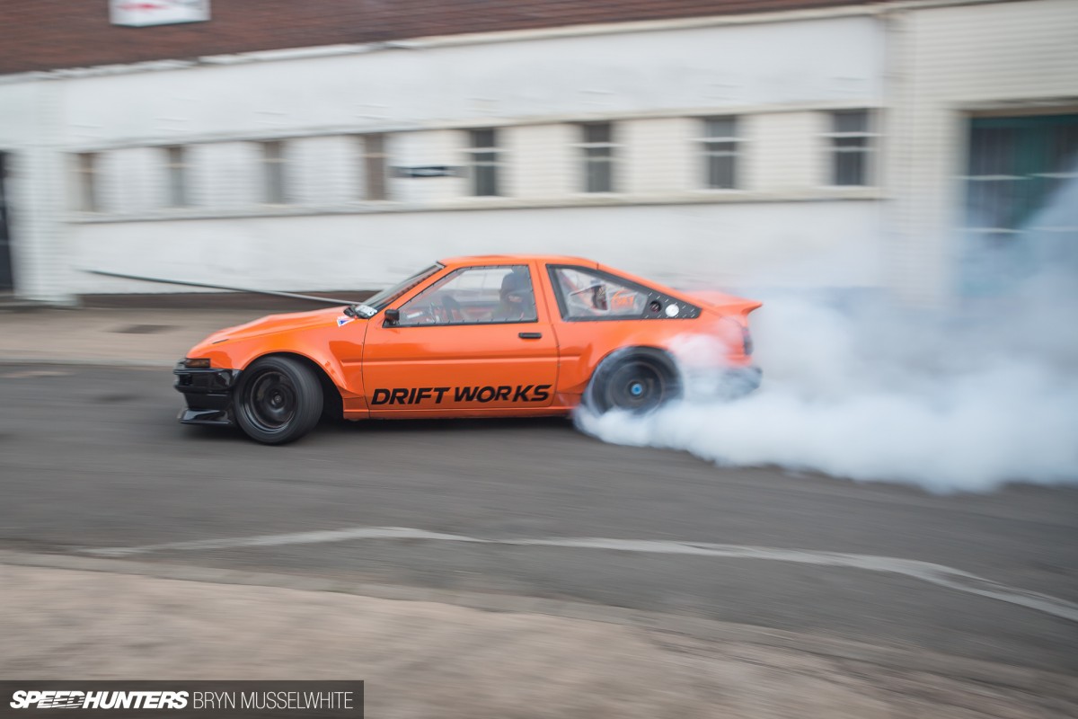 A Driftworks AE86 V8 -96