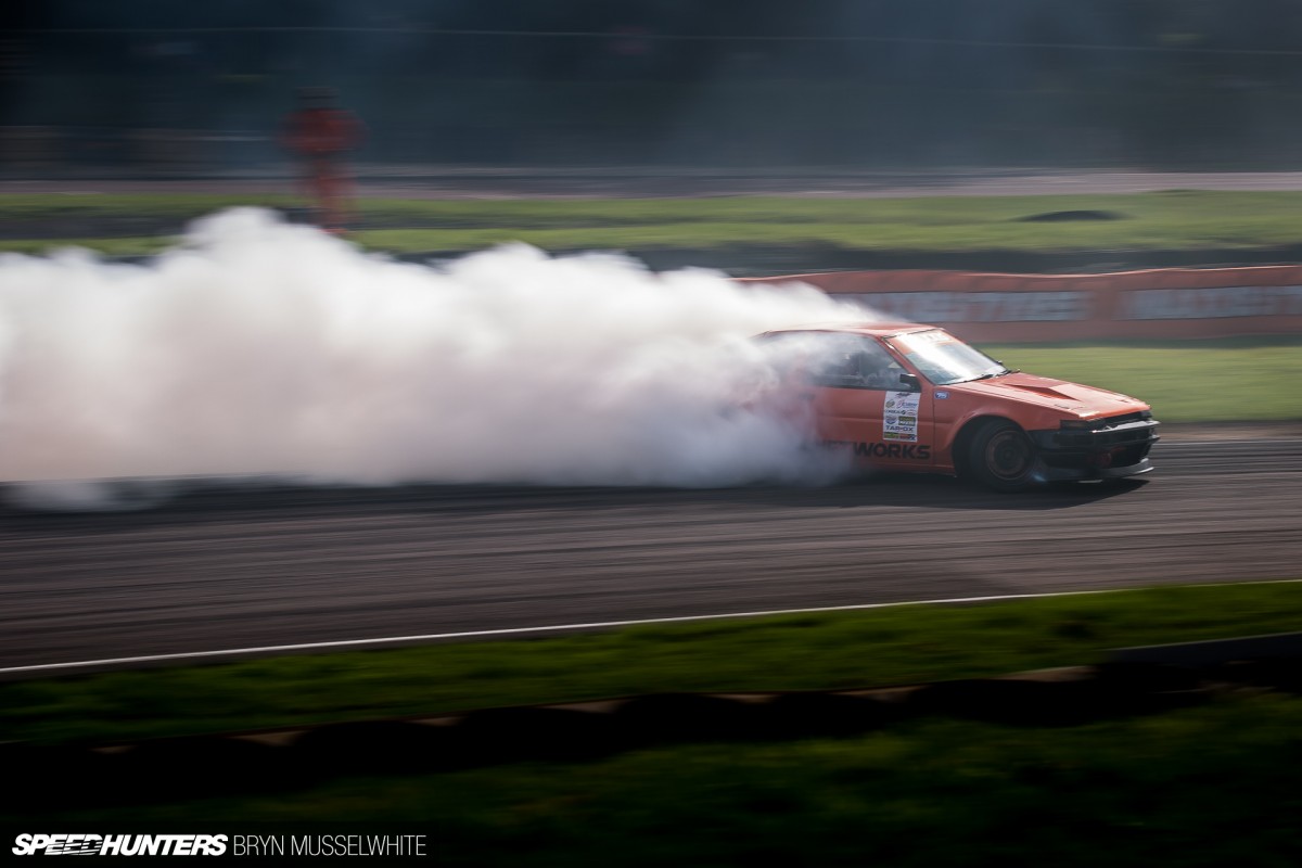 Driftworks AE86 V8 -13