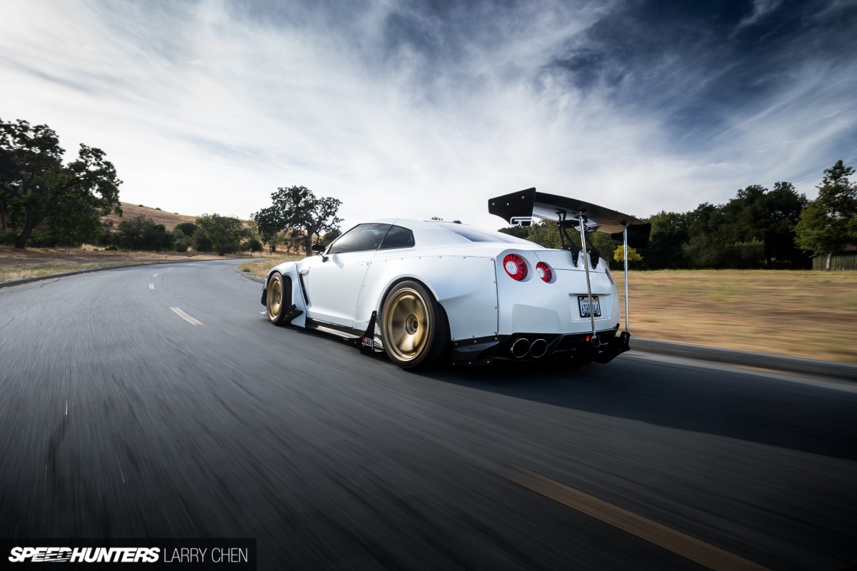 CARS-OF-AUGUST_LARRY_CHEN_NISSAN_GTR-1