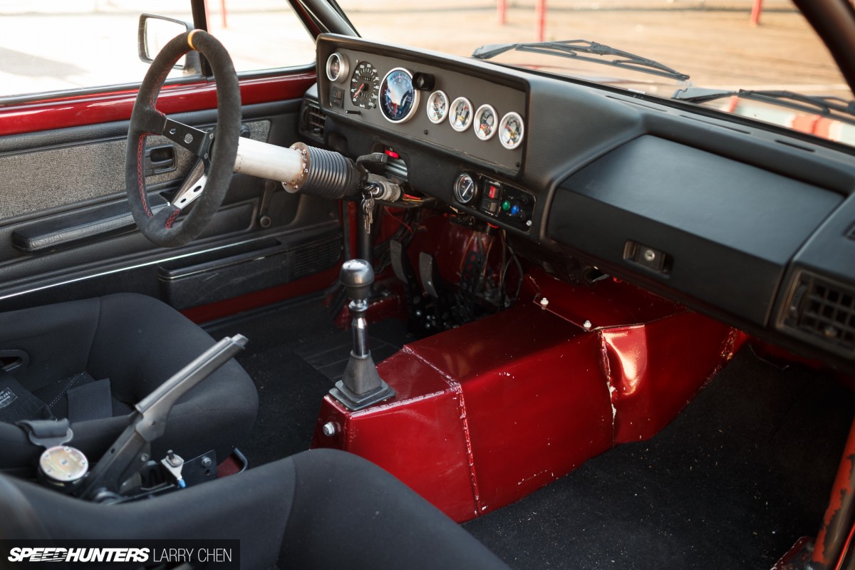 Larry_chen_peedhunters_volvo_vw_golf_rwd-35