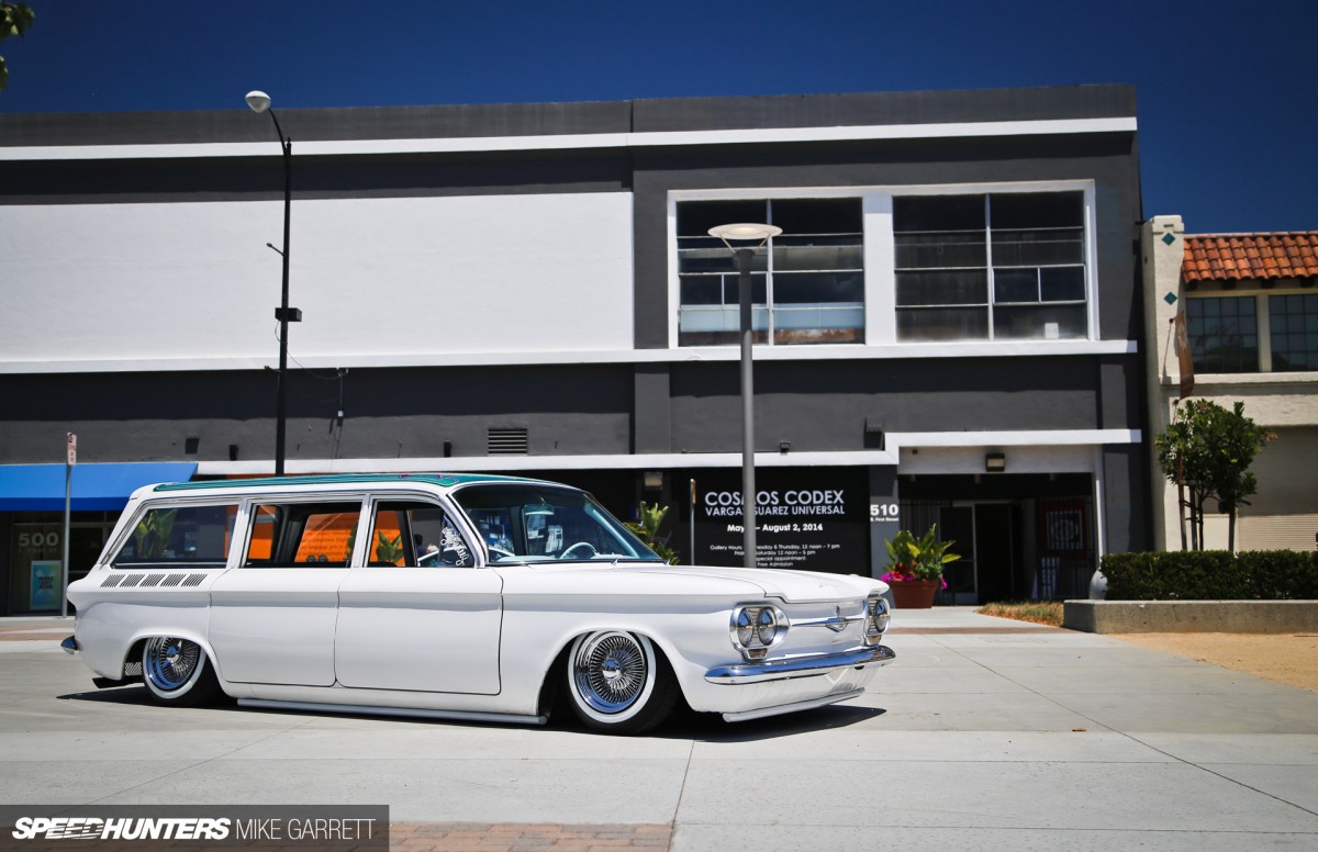 COPIE CORVAIR-WAGON-LOWRIDER-9