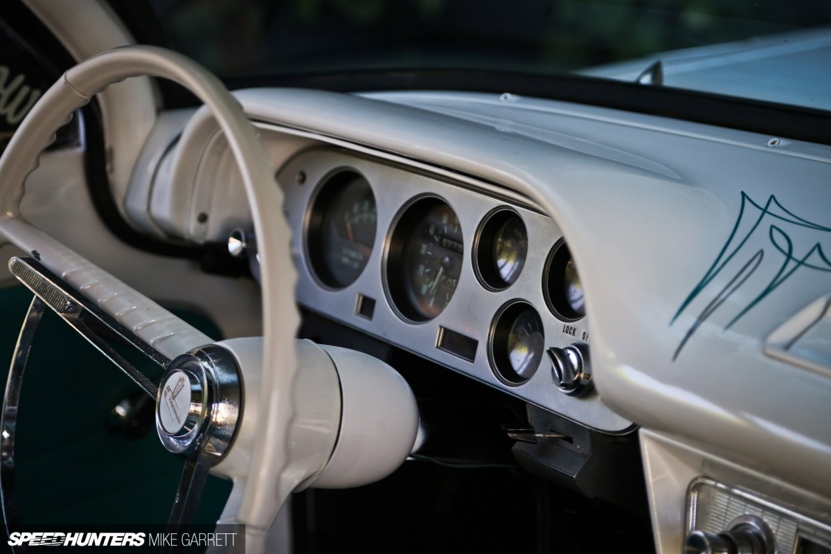 COPIE CORVAIR-WAGON-LOWRIDER-35