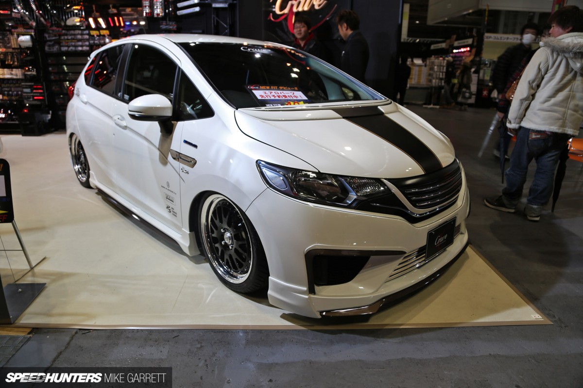 Osaka-Auto-Messe-14-29