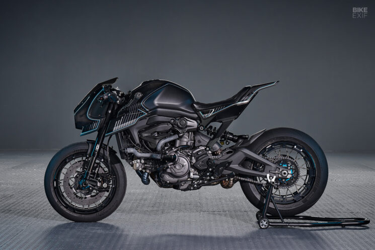 Monster Ducati personnalisé par artisanat rugueux