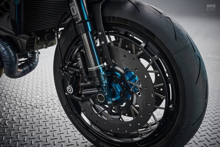 Monster Ducati personnalisé par artisanat rugueux